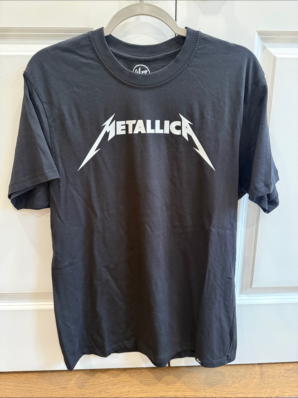 Metallic men’s Tee shirt sleeve Size- Large